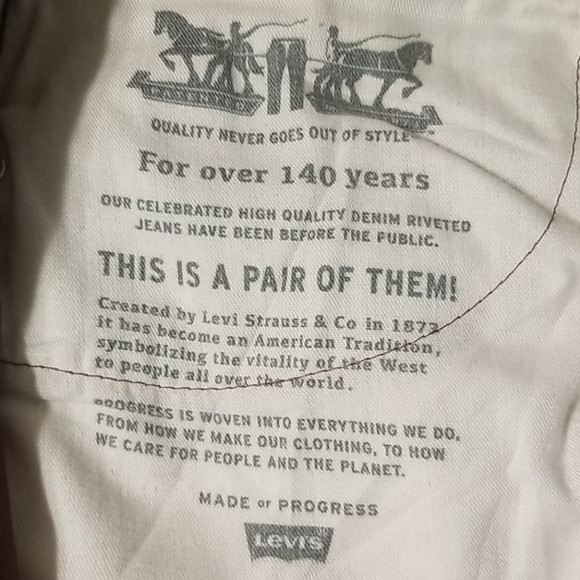 🎉2x Host Pick 🎉Levi's Strauss 502 Burgundy jeans - Picture 4 of 6